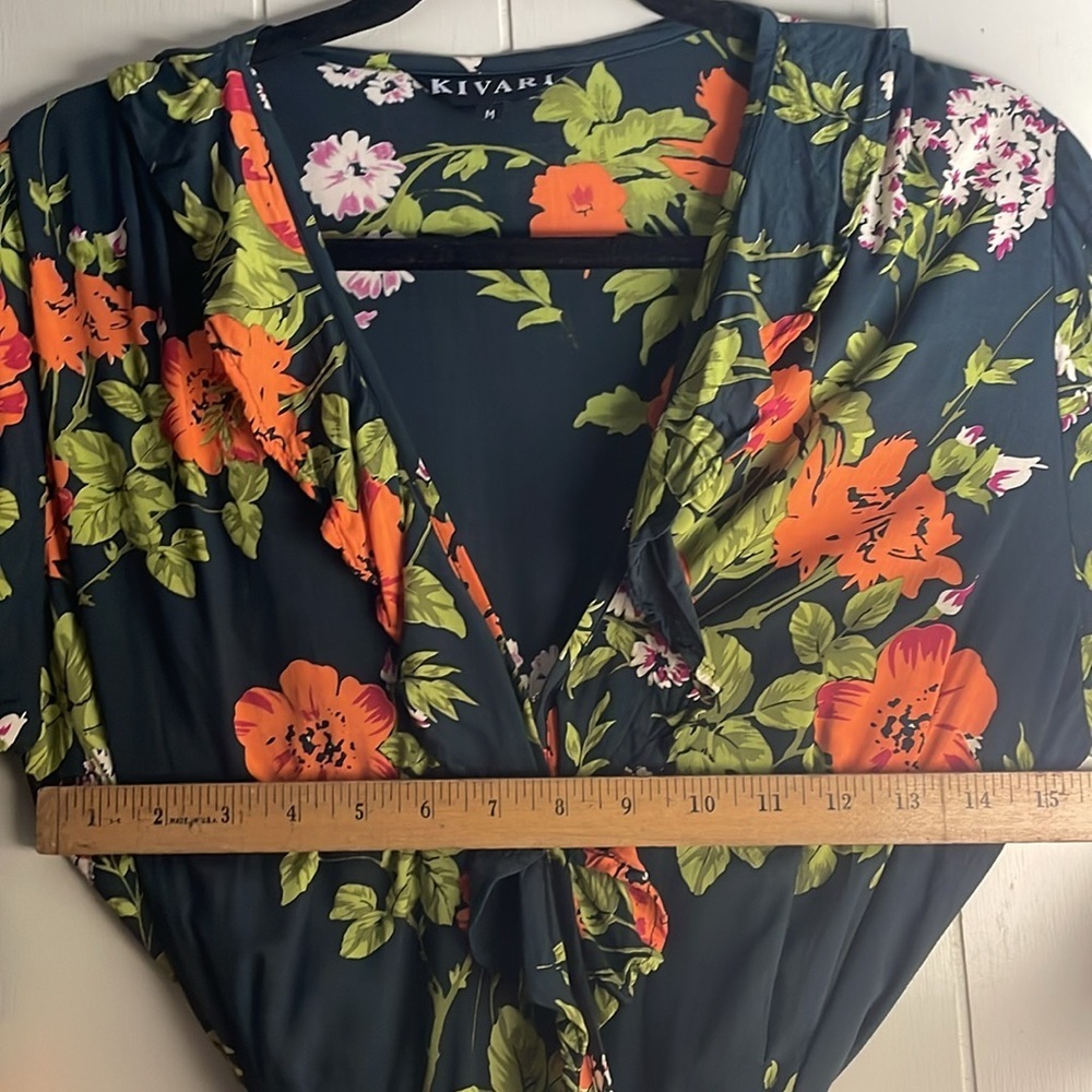KIVARI floral mini wrap dress - Picture 2 of 5